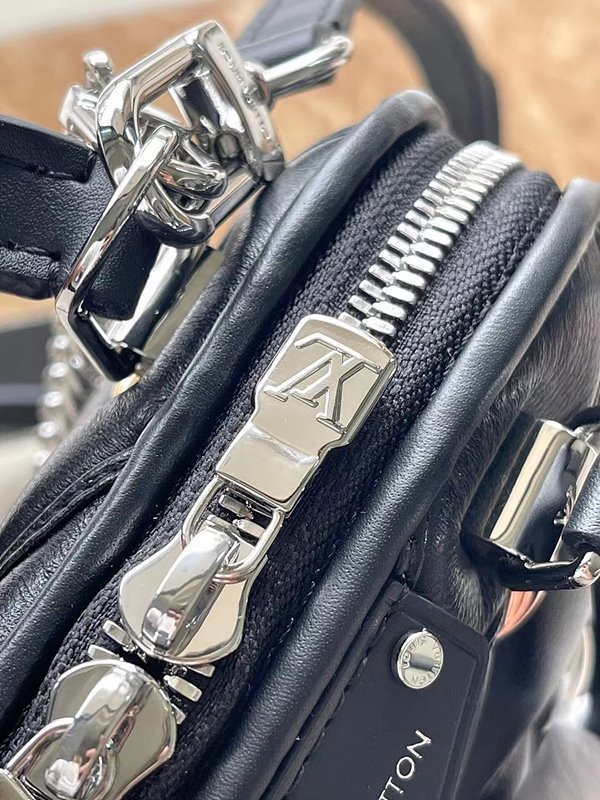 루이비통 나노 알마 말타쥬 [매장가 484만원대]