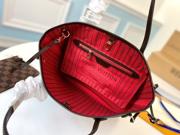 루이비통 네버풀 PM 다미에 에벤 [매장가 240만원대]