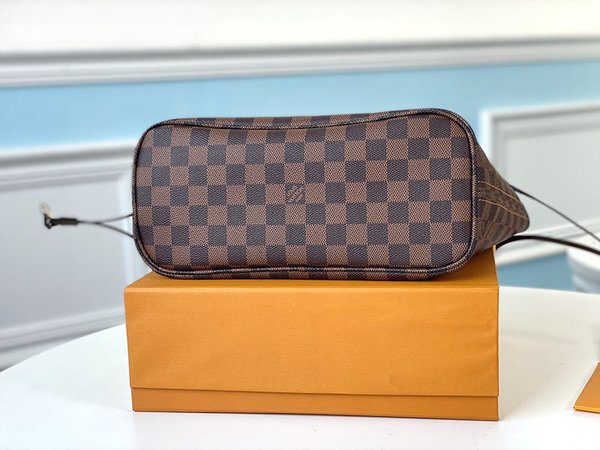 루이비통 네버풀 PM 다미에 에벤 [매장가 240만원대]