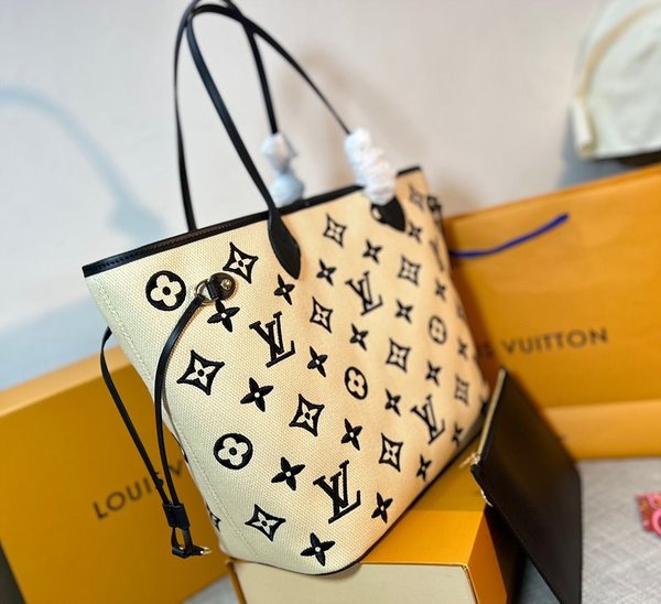 루이비통 네버풀 MM 카우하이드 베이지 [매장가 330만원대]