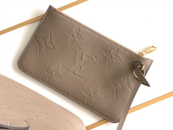 루이비통 네버풀 MM 모노그램 앙프렝뜨 투르텔 [매장가 340만원대]