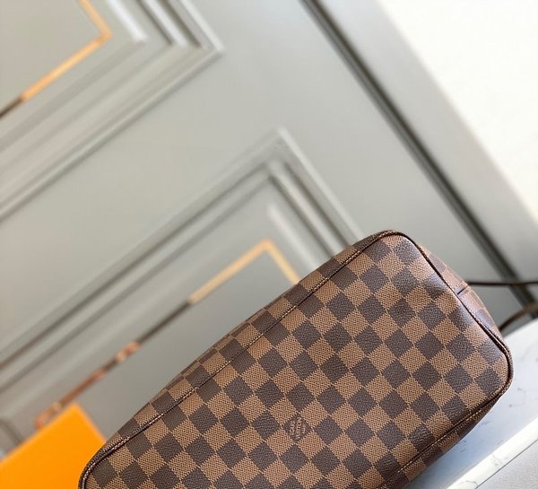 루이비통 네버풀 MM 다미에 에벤 쎄리즈 레드 [매장가 250만원대]