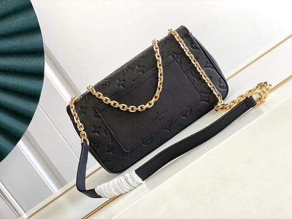 루이비통 마르소 블랙 [매장가 420만원대]