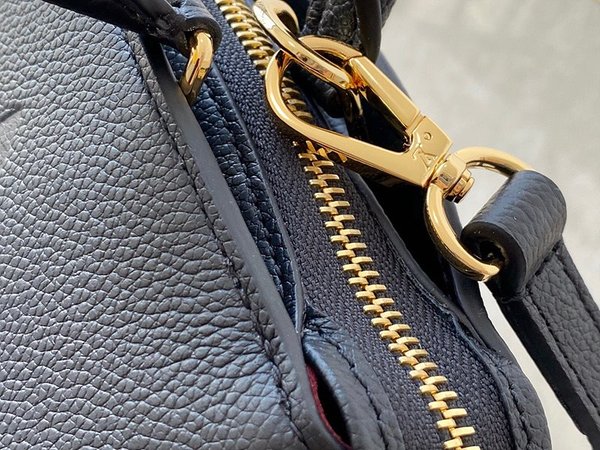 루이비통 쁘띠뜨팔레 모노그램 앙프렝뜨 [매장가 400만원대]