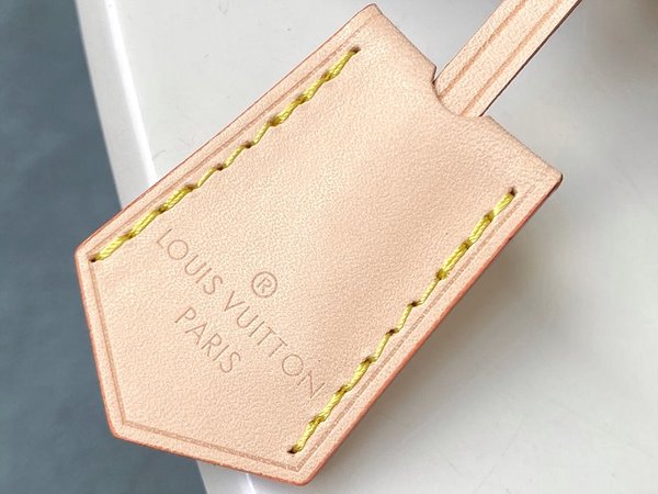 루이비통 몽테뉴 BB [매장가 300만원대]