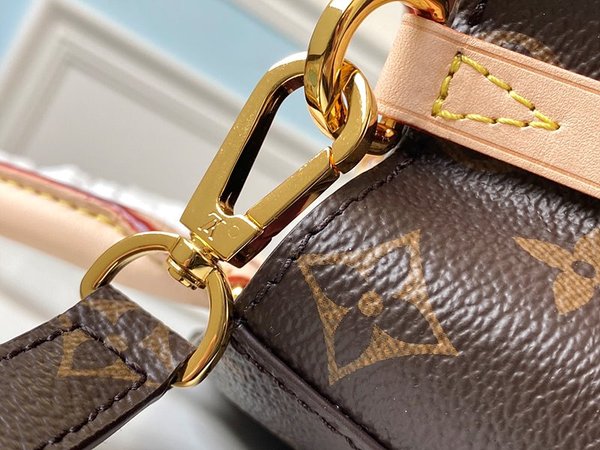 루이비통 몽테뉴 BB [매장가 300만원대]