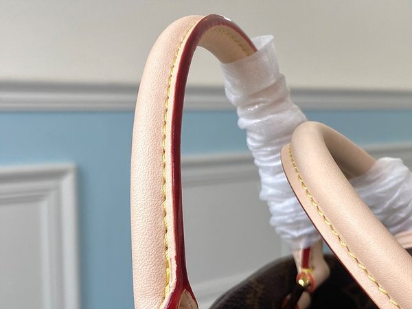 루이비통 몽테뉴 BB [매장가 300만원대]