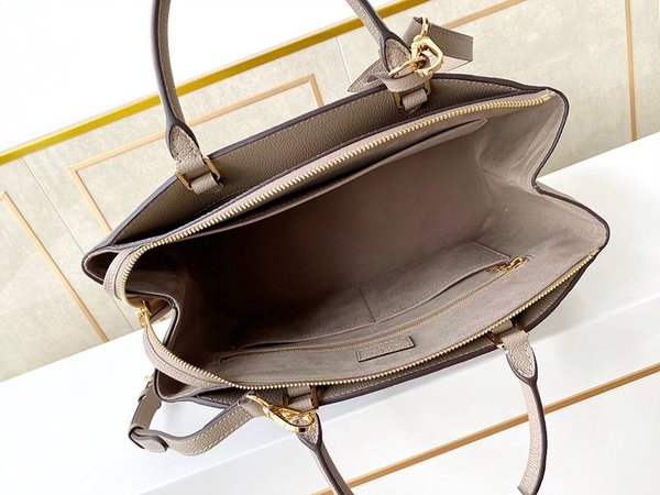 루이비통 그랑팔레 투르텔 [매장가 440만원대]