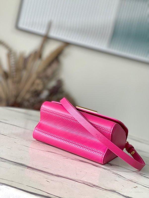 루이비통 트위스트 PM 핫핑크 [매장가 600만원대]