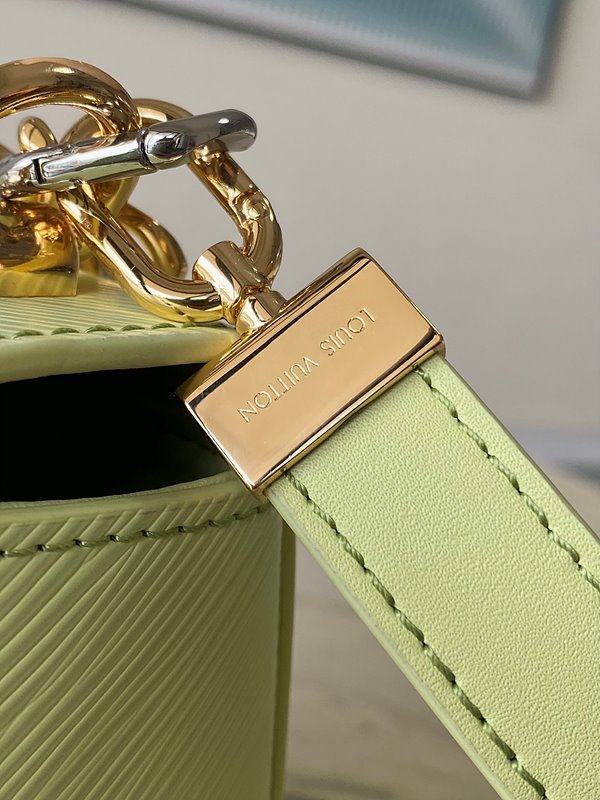 루이비통 트위스트 PM 그린노트 [매장가 590만원대]