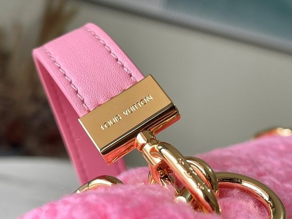 루이비통 트위스트 MM 핑크펄 [매장가 740만원대]