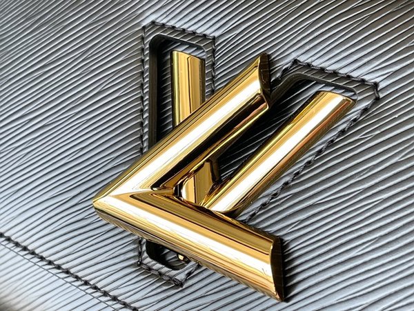 루이비통 트위스트 MM 블랙 스트랩베이지 [매장가 600만원대]