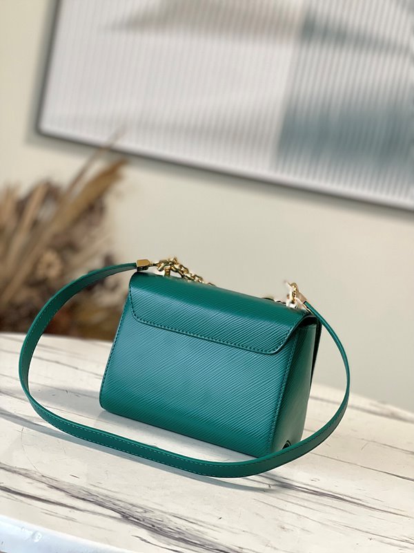 루이비통 트위스트 MM 그린 [매장가 600만원대]