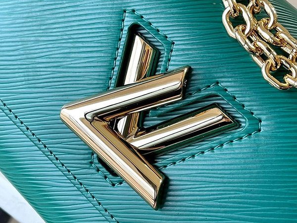 루이비통 트위스트 MM 그린 [매장가 600만원대]