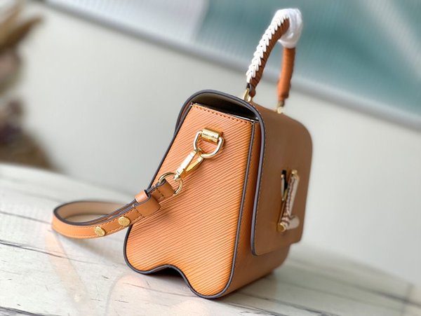 루이비통 트위스트 MM 골드미엘 [매장가 640만원대]