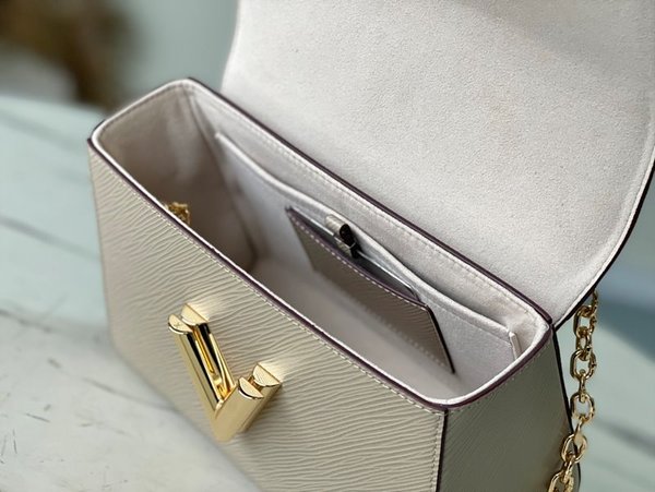 루이비통 트위스트 MM 갈렛 [매장가 600만원대]