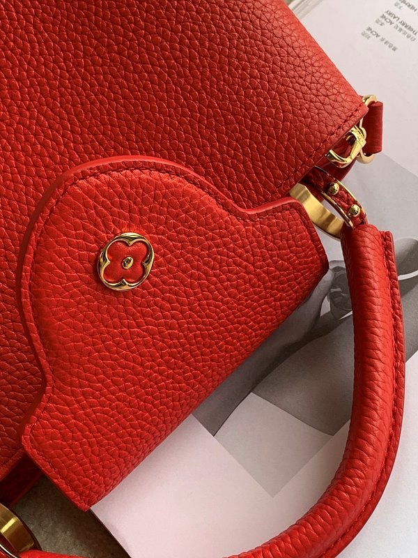 루이비통 카퓌신 BB 스칼렛 [매장가 890만원대]