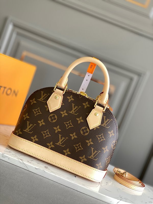 루이비통 알마 BB 모노그램 [매장가 240만원대]