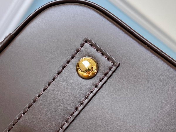 루이비통 알마 BB 다미에 에벤 [매장가 240만원대]