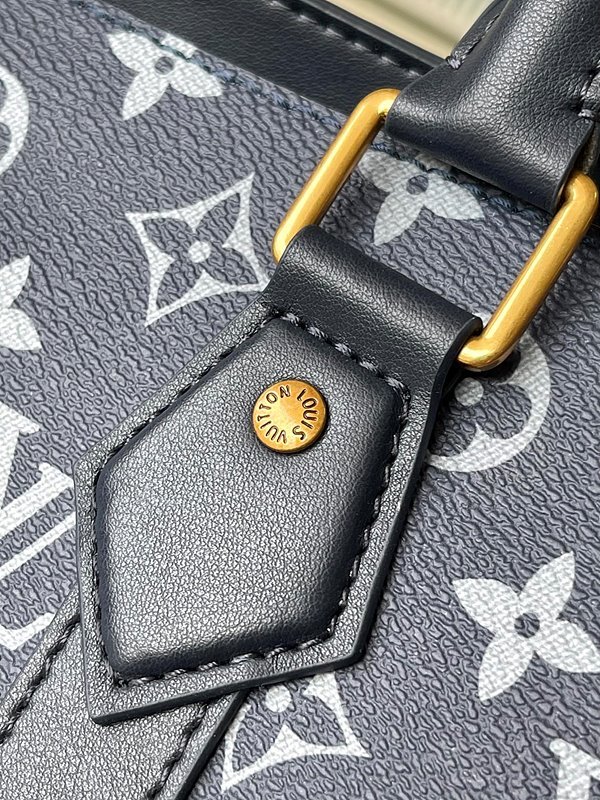 루이비통 삭 플라 24H 포인트 [매장가 530만원대]