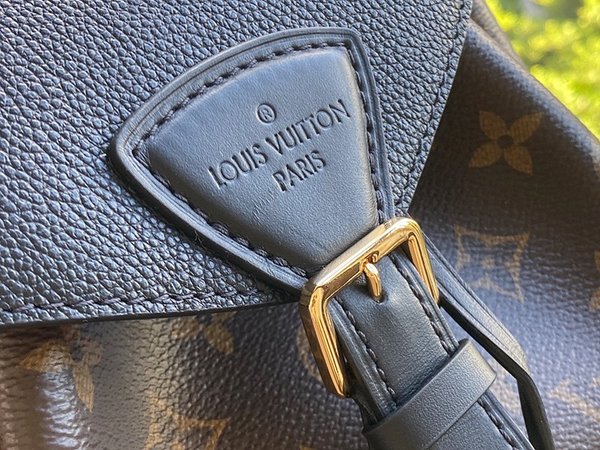 루이비통 몽수리 PM 블랙 [매장가 320만원대]