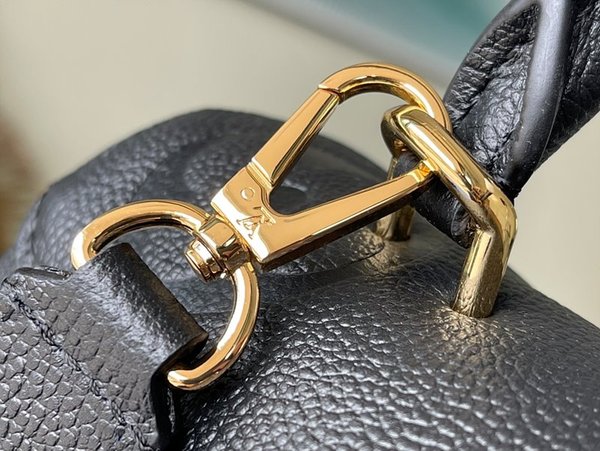 루이비통 마들렌 MM 블랙 [매장가 380만원대]