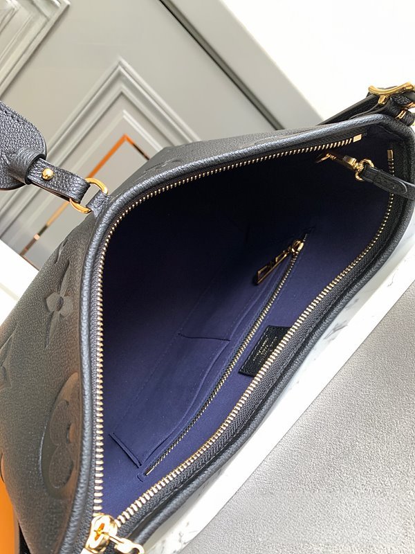 루이비통 캐리올 PM 블랙 [매장가 410만원대]