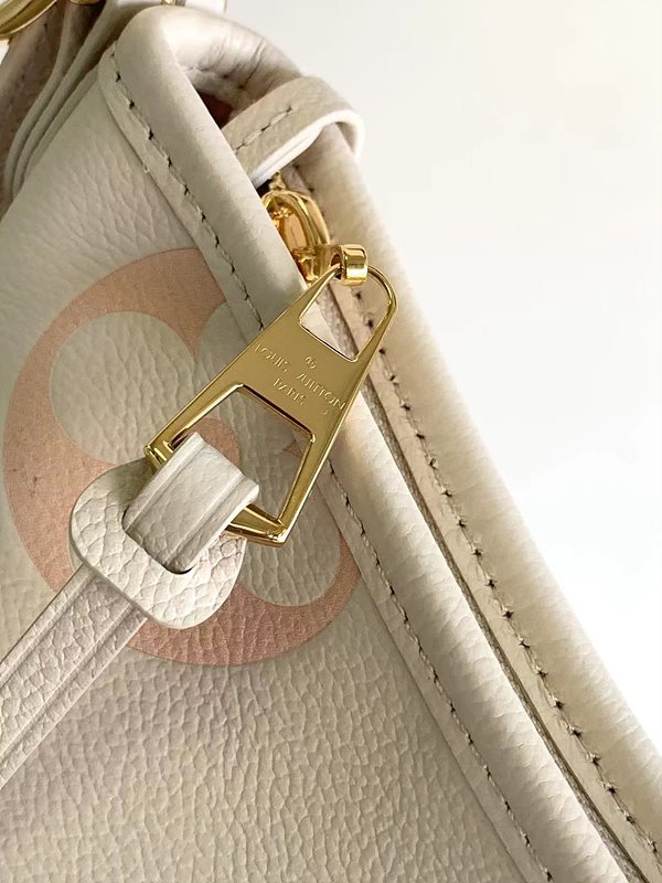 루이비통 캐리올 PM 라떼 [매장가 410만원대]