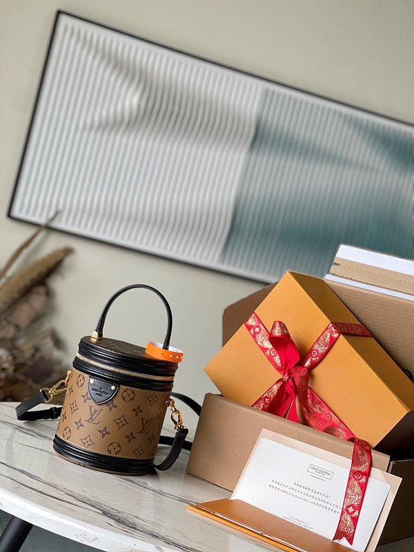 루이비통 깐느 [매장가 380만원대]