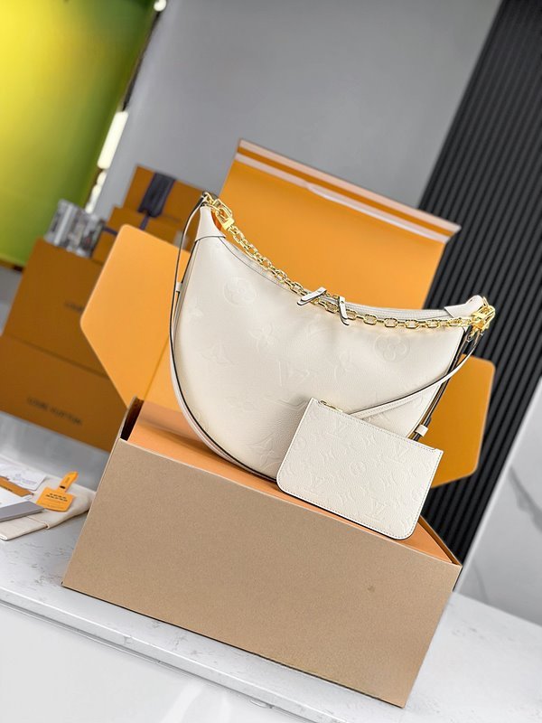 루이비통 루프 호보 크림 [매장가 410만원대]