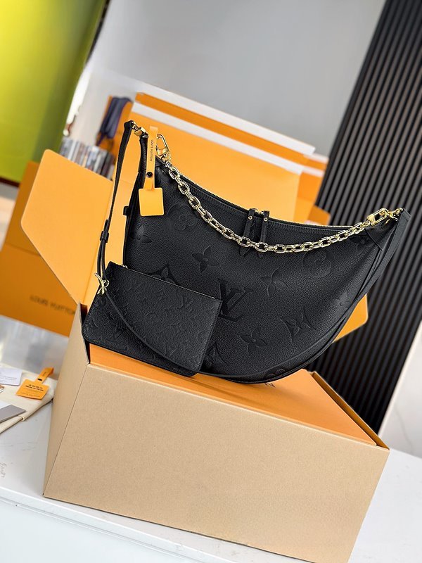 루이비통 루프 호보 블랙 [매장가 410만원대]