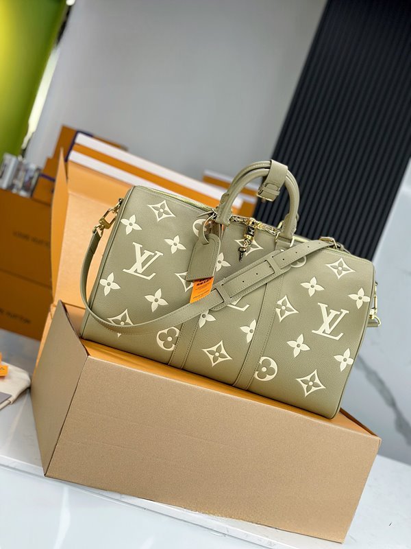 루이비통 키폴 반둘리에 45 그린 [매장가 500만원대]