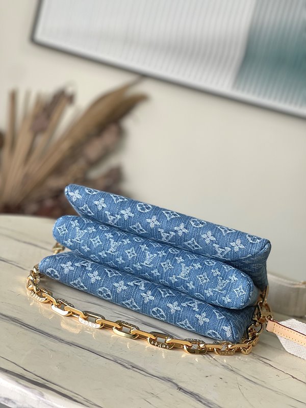 루이비통 쿠상 PM 모노그램 데님 [매장가 560만원대]