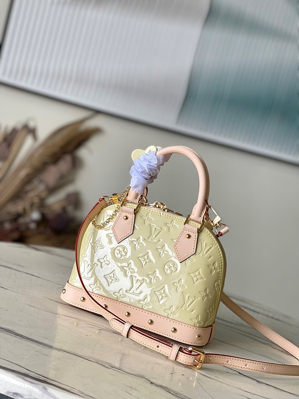 루이비통 알마 BB 옐로우 [매장가 370만원대]