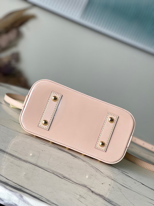 루이비통 알마 BB 옐로우 [매장가 370만원대]