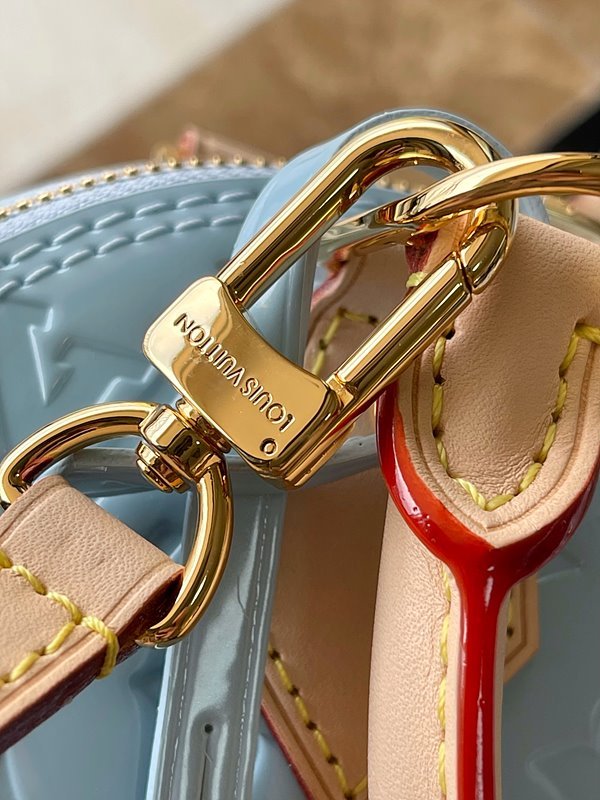 루이비통 알마 BB 스카이 [매장가 370만원대]