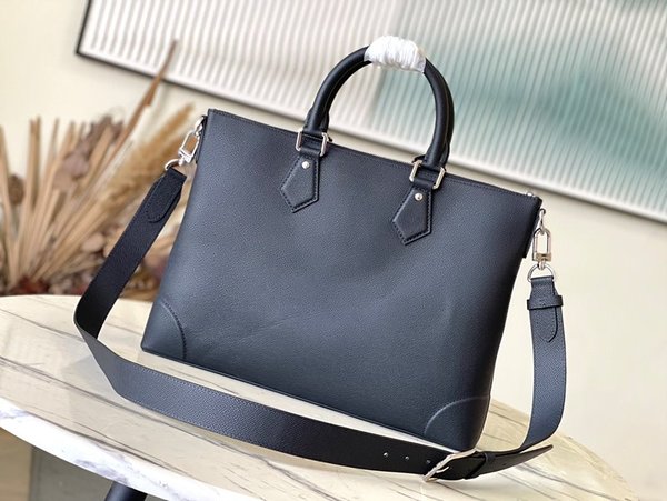 루이비통 슬림 브리프케이스 NV [매장가 410만원대]