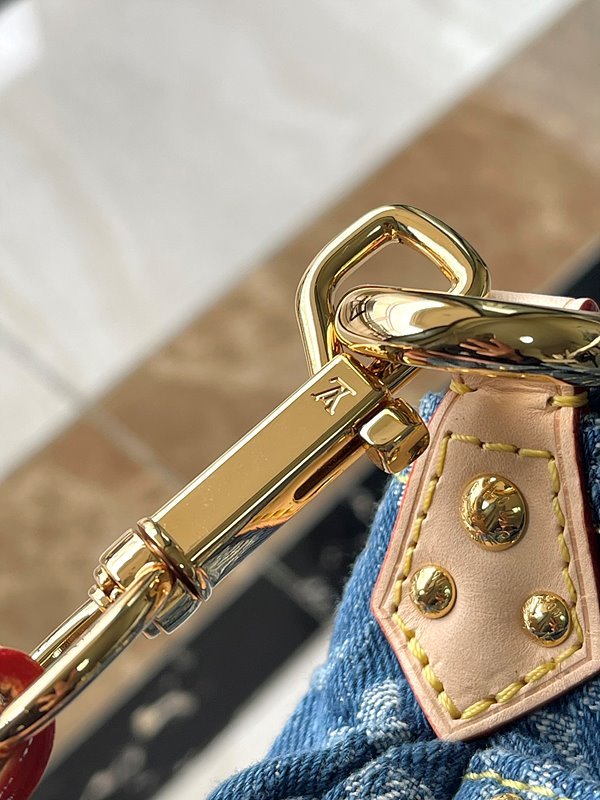 루이비통 선셋 데님 [매장가 380만원대]