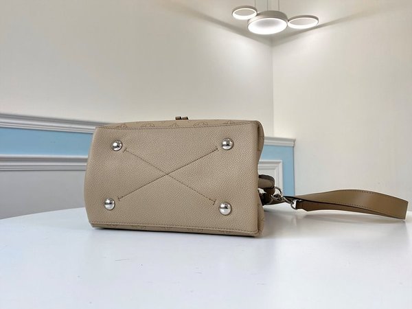 루이비통 무리아 갈렛 [매장가 610만원대]