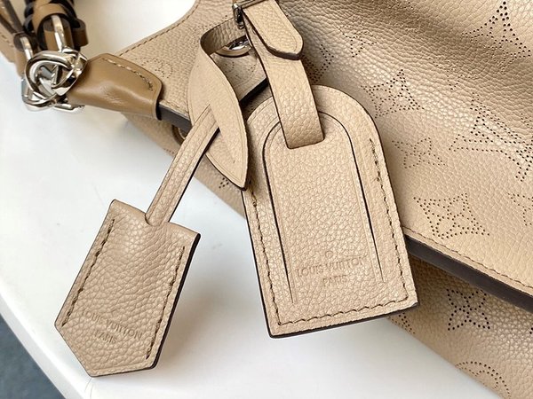 루이비통 무리아 갈렛 [매장가 610만원대]