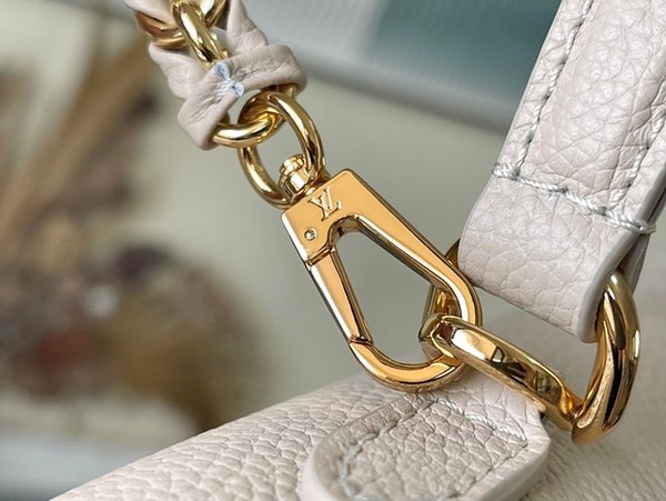 루이비통 락미 에버 미니 크레이지 [매장가 410만원대]