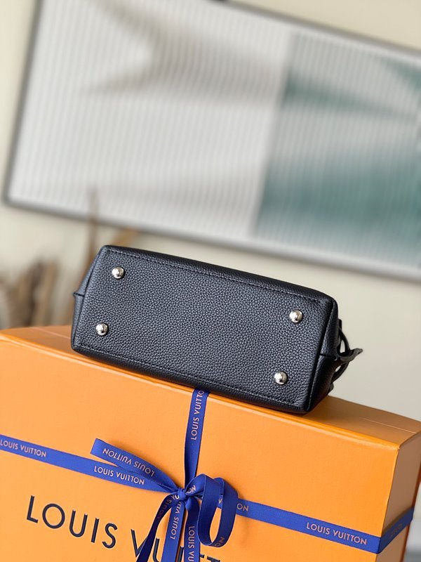 루이비통 락미 에버 미니 블랙 [매장가 410만원대]