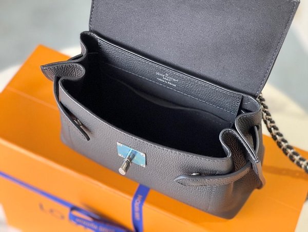 루이비통 락미 에버 미니 블랙 [매장가 410만원대]