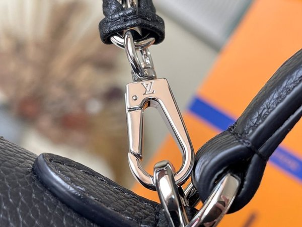 루이비통 락미 에버 미니 블랙 [매장가 410만원대]