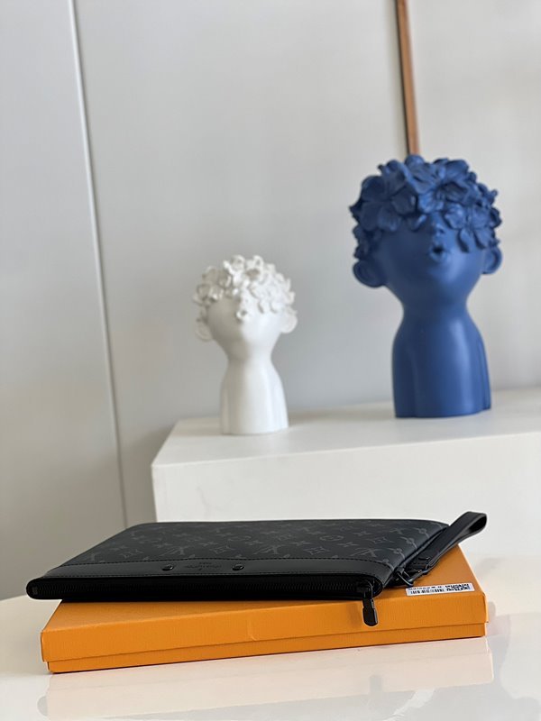 루이비통 포쉐트 투고 [매장가 130만원대]