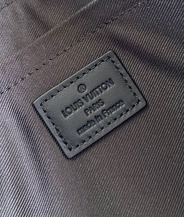 루이비통 포쉐트 보야주 수플 [매장가 140만원대]