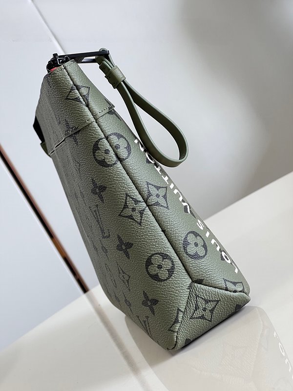 루이비통 포쉐트 보야주 수플 [매장가 220만원대]