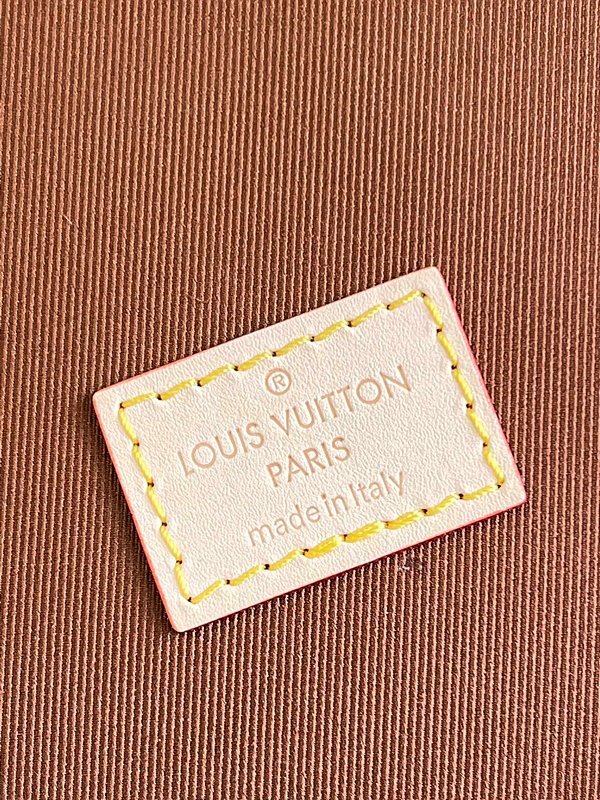 루이비통 패킹 큐브 MM [매장가 80만원대]