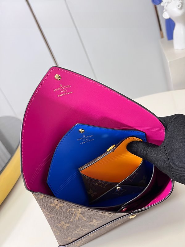루이비통 키리가미 포쉐트 [매장가 90만원대]