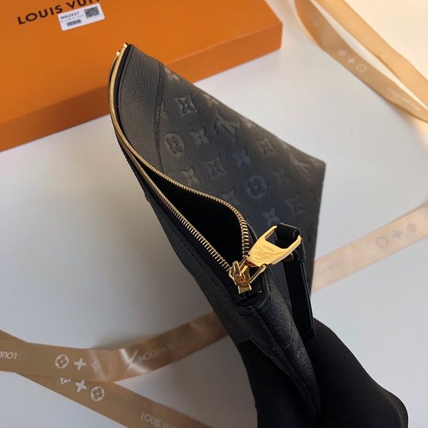 루이비통 데일리 파우치 [매장가 110만원대]